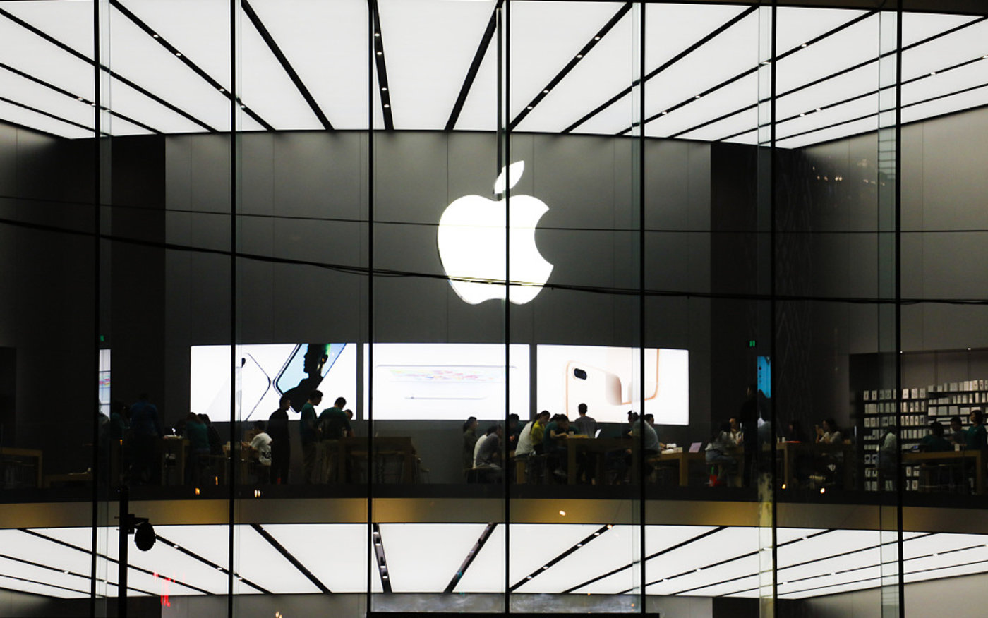 苹果正成为一家领先的芯片公司  第1张